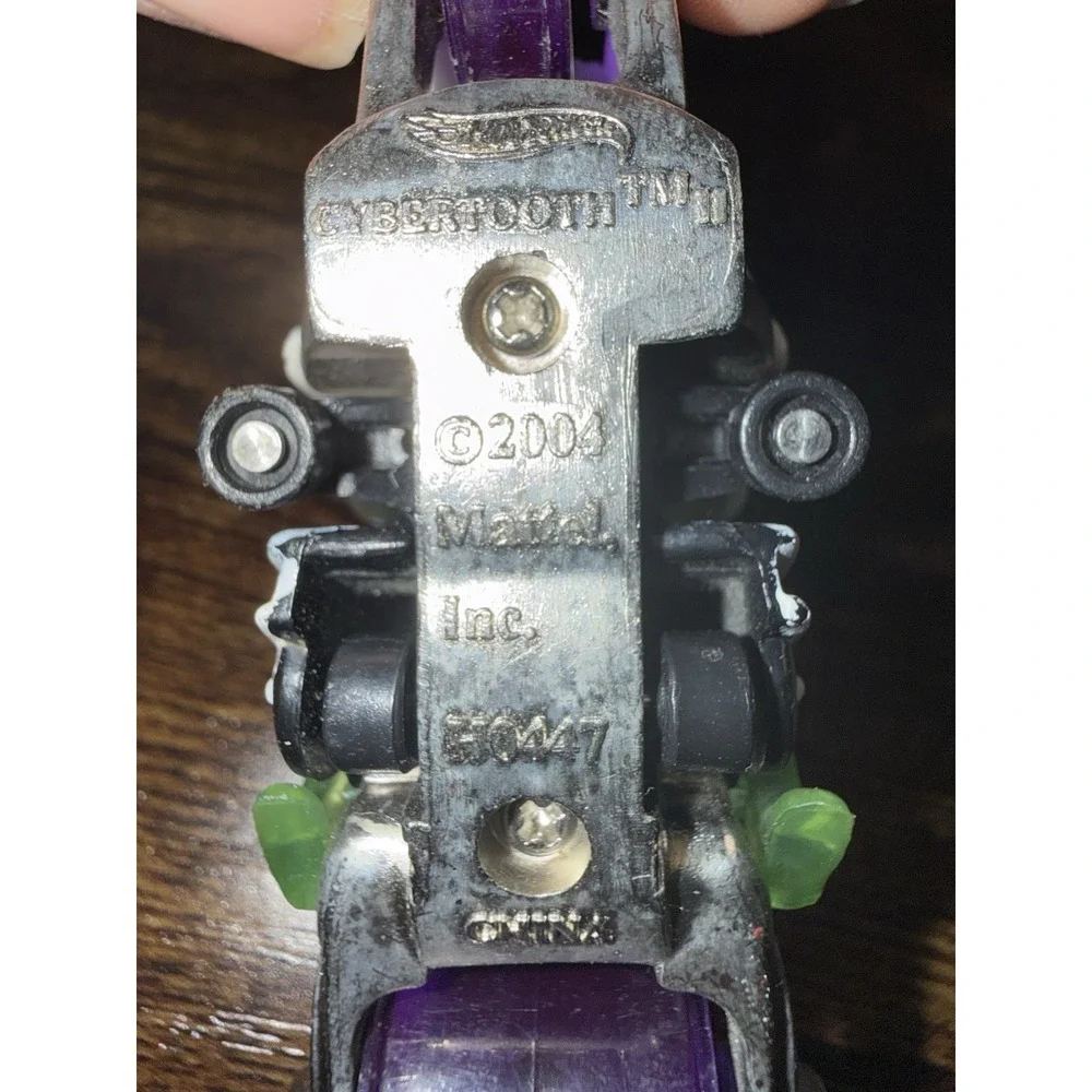 2004 Hot Wheels Thunder Cycles Bone Beast 